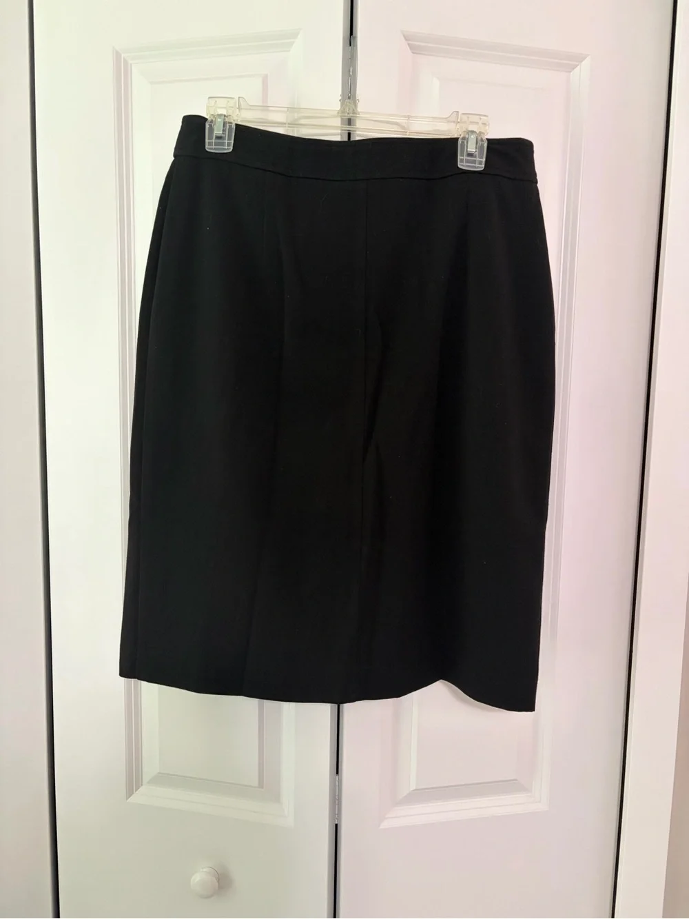 Briggs New York Black Button-Front Pencil Skirt